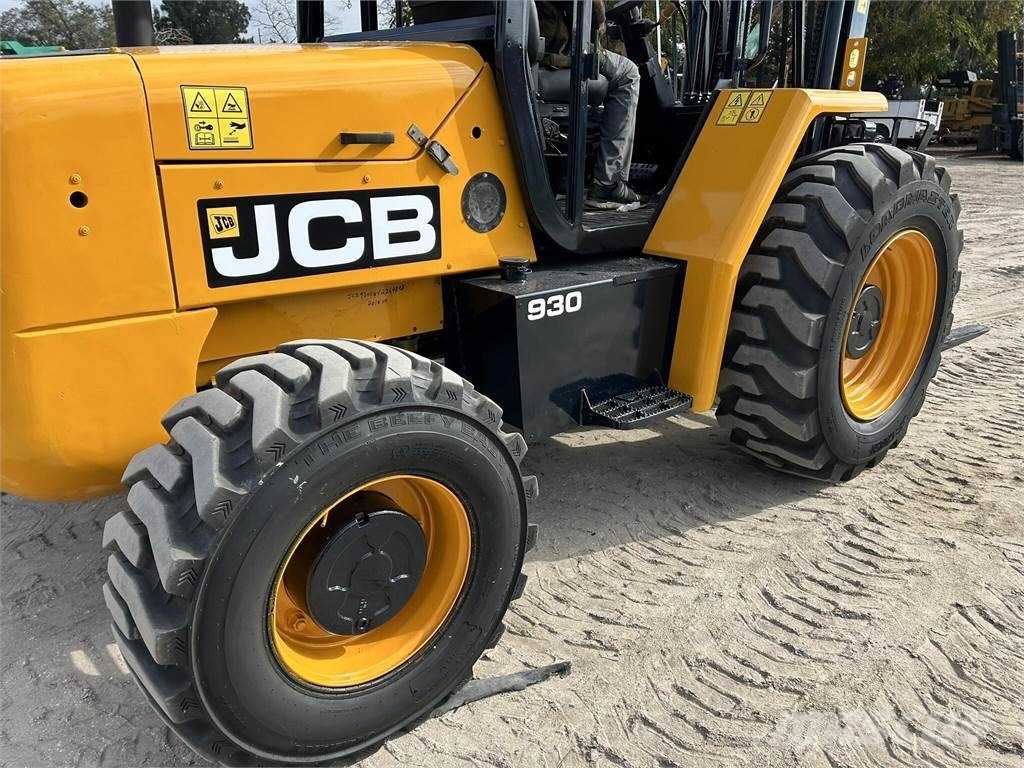 JCB 930 Geländestapler