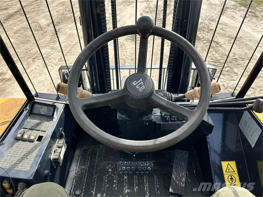 JCB 930 Geländestapler