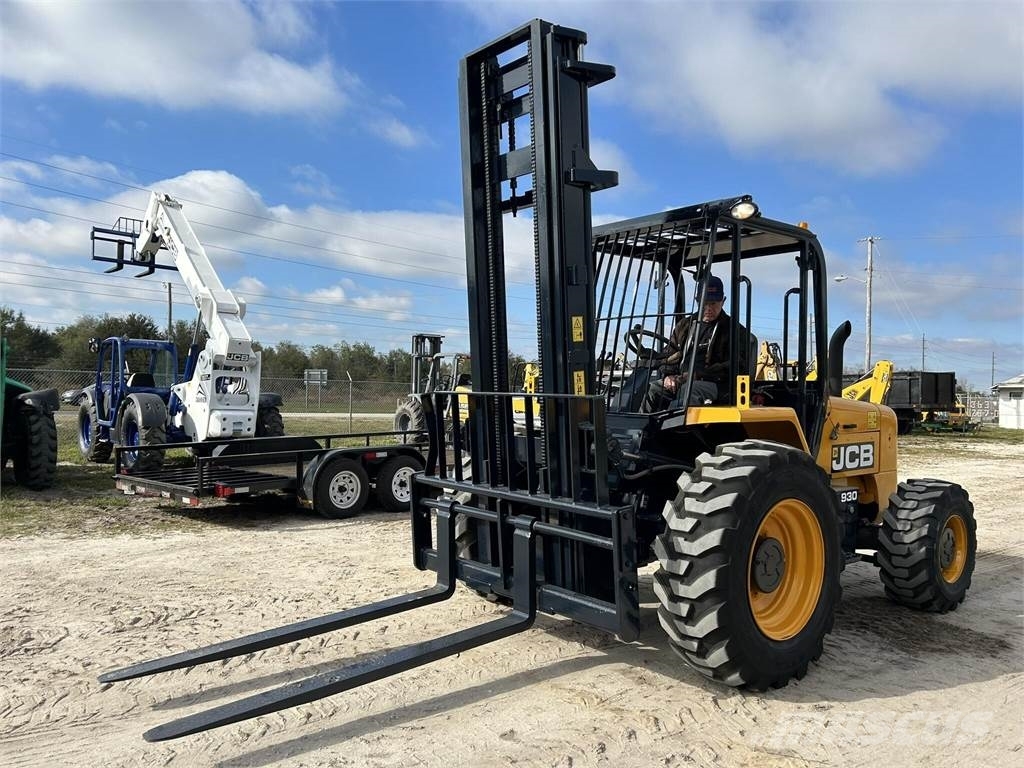 JCB 930 Geländestapler
