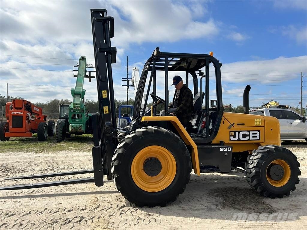 JCB 930 Geländestapler