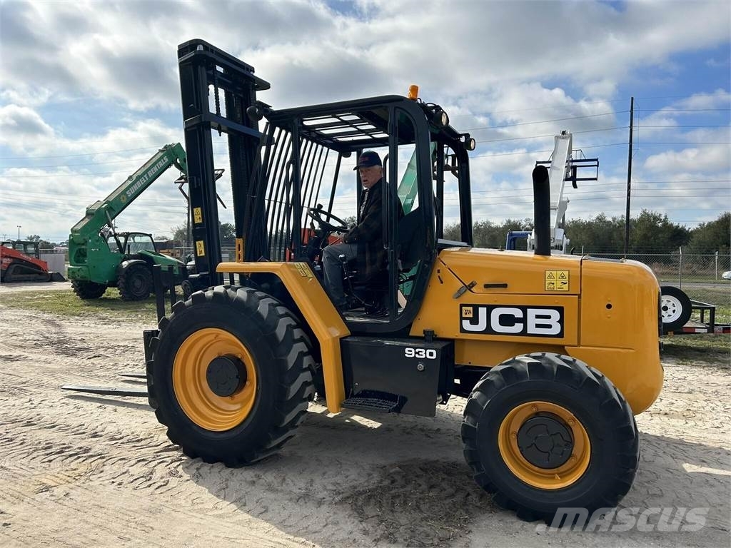 JCB 930 Geländestapler