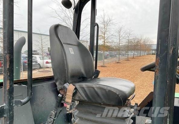 JCB 930 Geländestapler