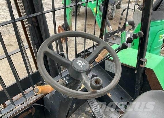 JCB 930 Geländestapler