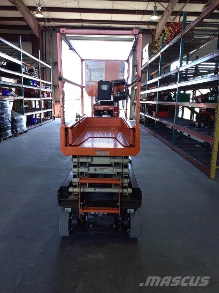 JLG 1932R 剪叉式升降机