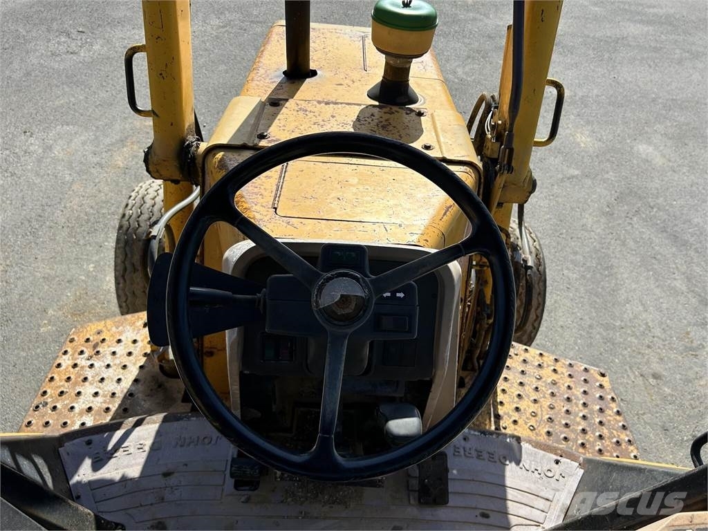 John Deere 310D Buldoexcavatoare