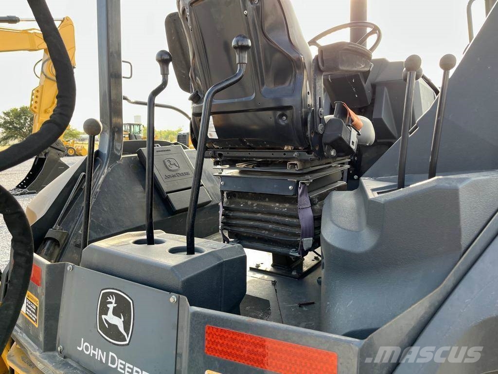 John Deere 310L Buldoexcavatoare
