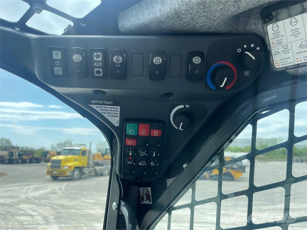 John Deere 333G 滑移轉向裝載機
