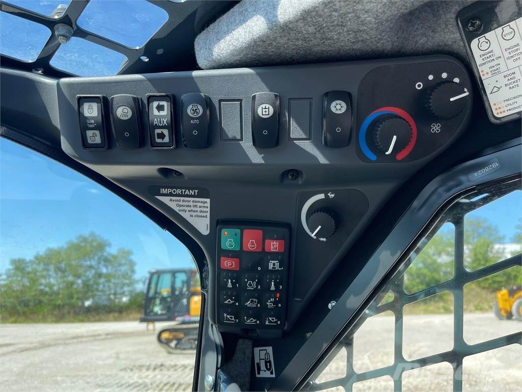 John Deere 333G 滑移轉向裝載機