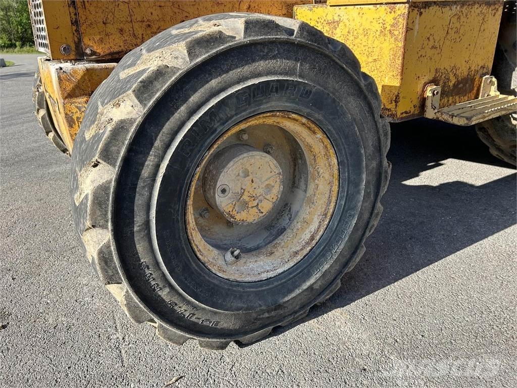 John Deere 510D لوادر ذات جرافات عكسية