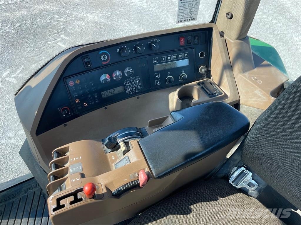 John Deere 8200 Traktori