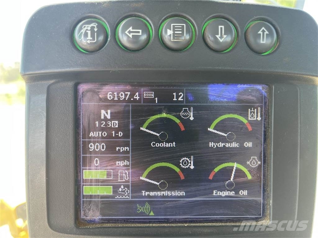 John Deere 844KIII Kolesové nakladače