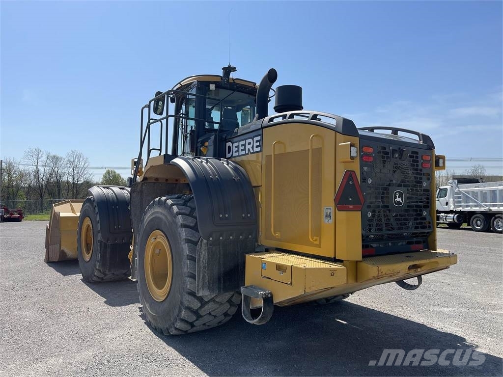 John Deere 844KIII Kolesové nakladače