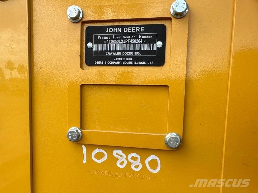 John Deere 850L WLT Buldooserid
