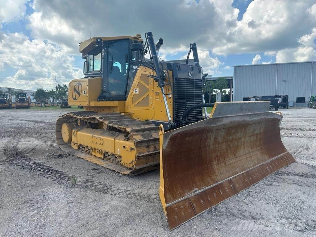John Deere 850L WLT Buldooserid