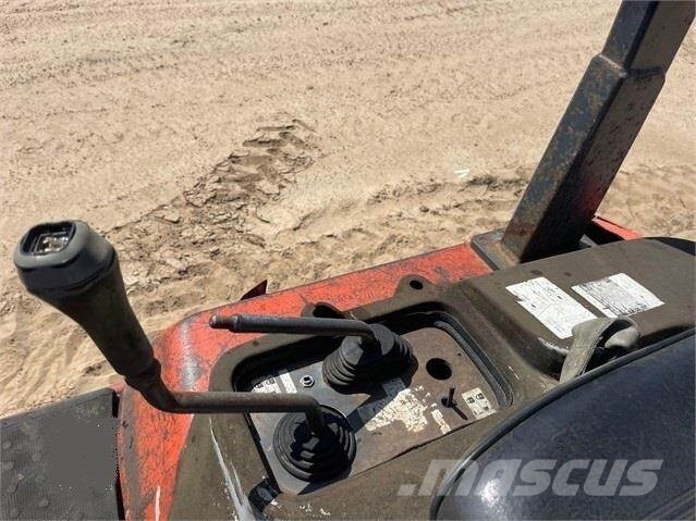 Kubota R520 轮式装载机