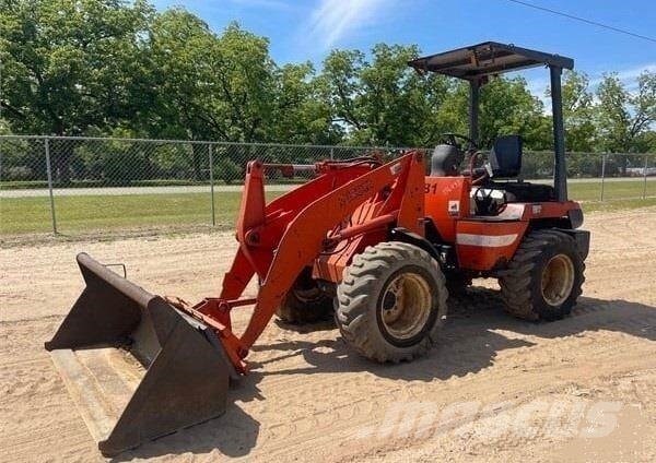 Kubota R520 轮式装载机
