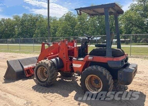 Kubota R520 轮式装载机