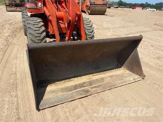 Kubota R520 轮式装载机