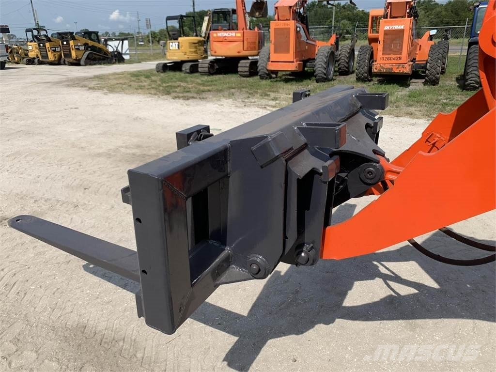 Kubota R520 Kolesové nakladače