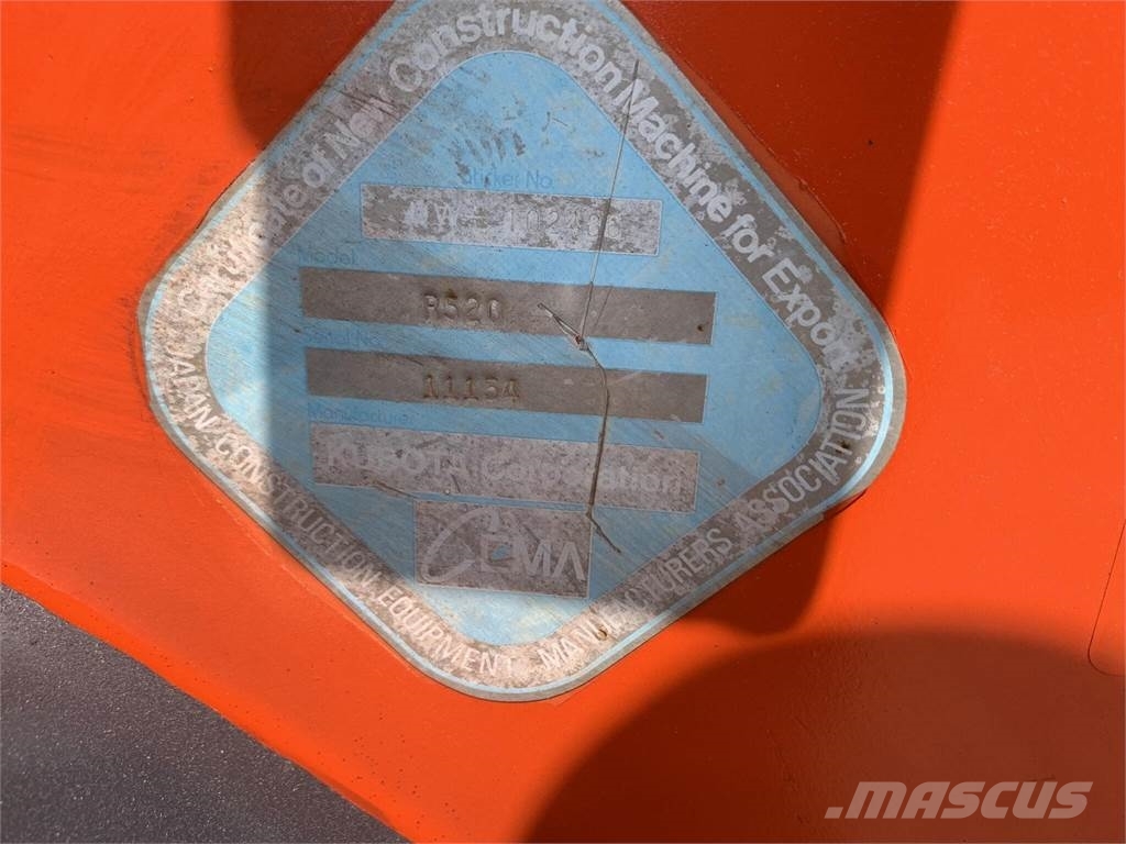 Kubota R520 Kolesové nakladače
