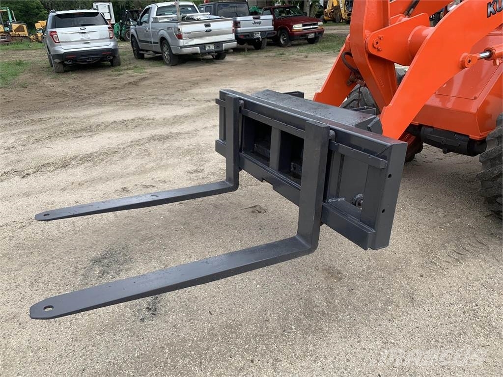 Kubota R520 Kolesové nakladače