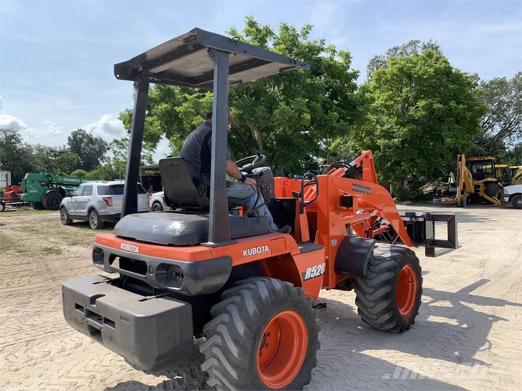 Kubota R520 Kolesové nakladače