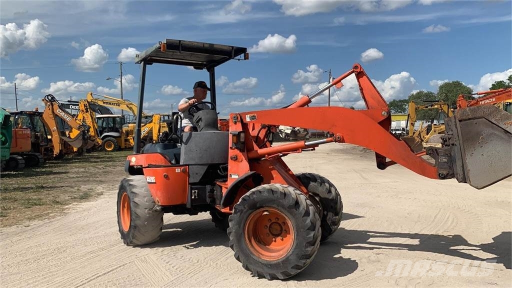 Kubota R520ST 轮式装载机