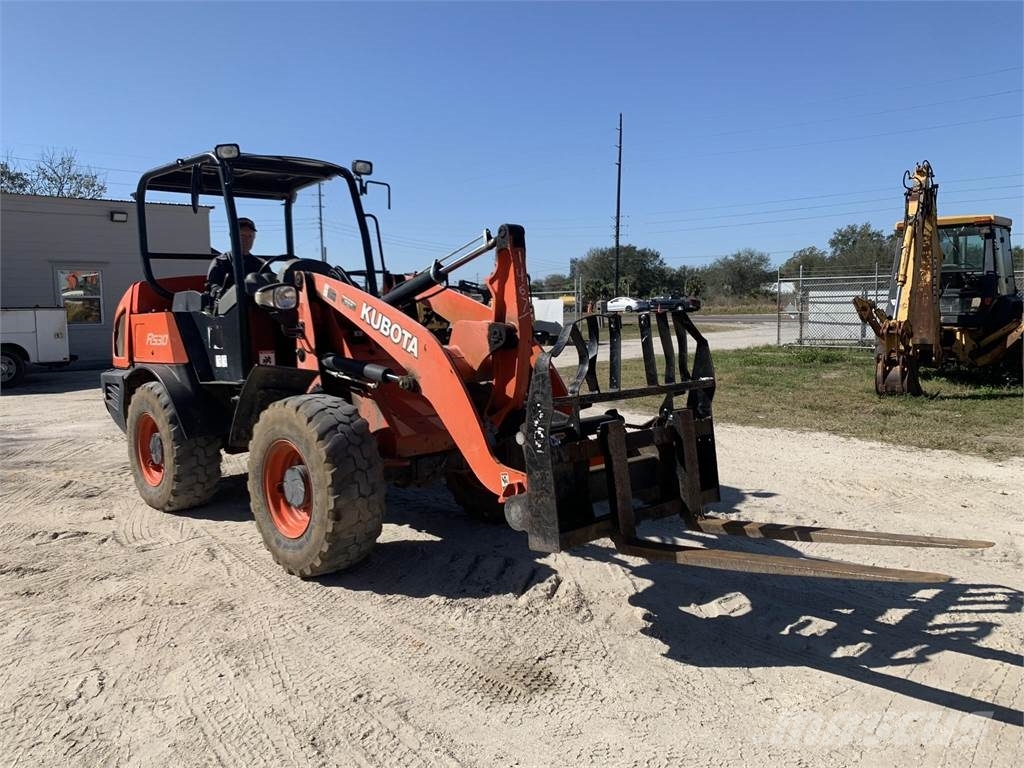 Kubota R530 Wielladers