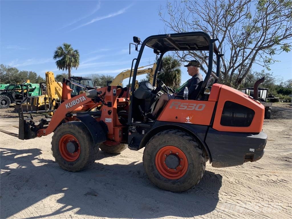 Kubota R530 Wielladers