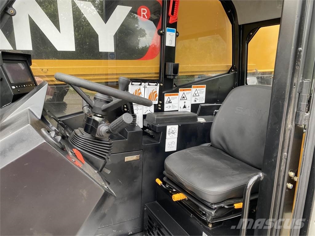 Sany STH1256A Chariot télescopique
