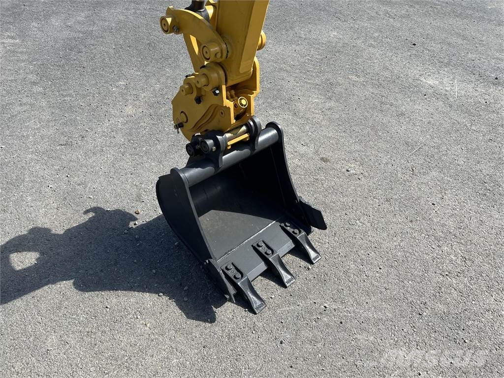 Shantui SE17 小型挖掘机