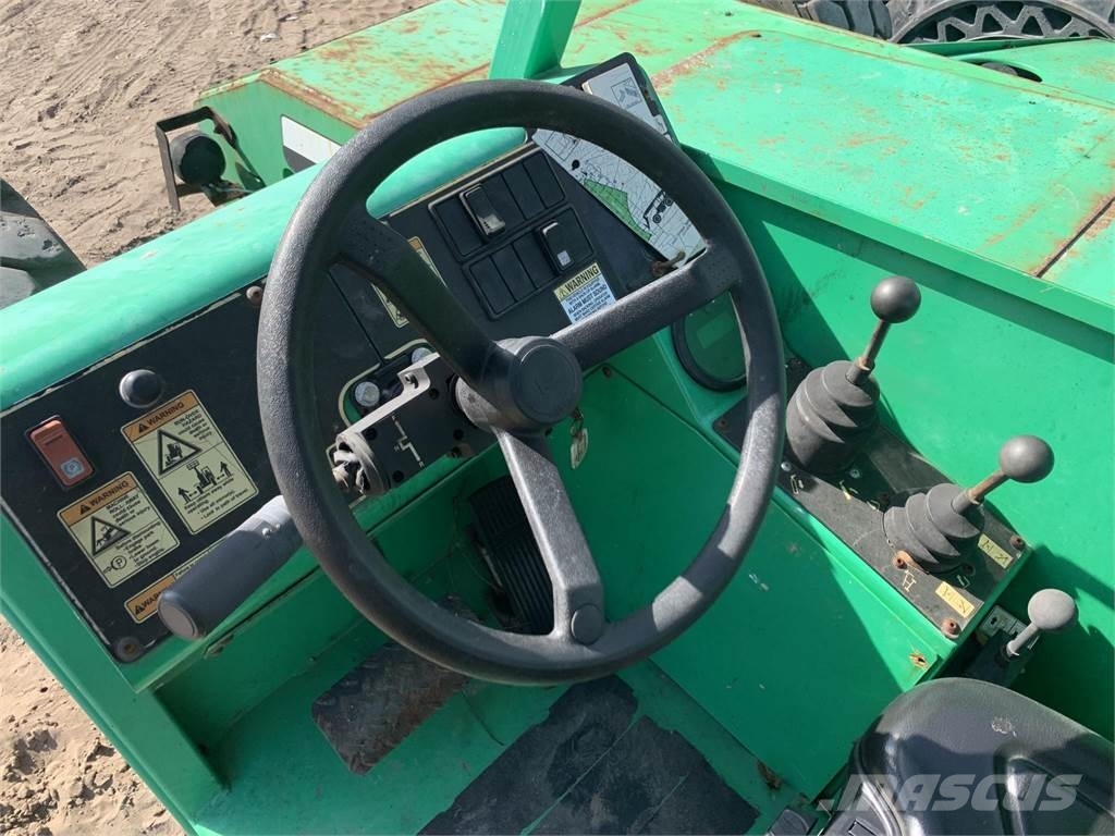 SkyTrak 6042 Telescopic handlers