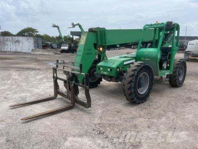 SkyTrak 6042 Telescopic handlers