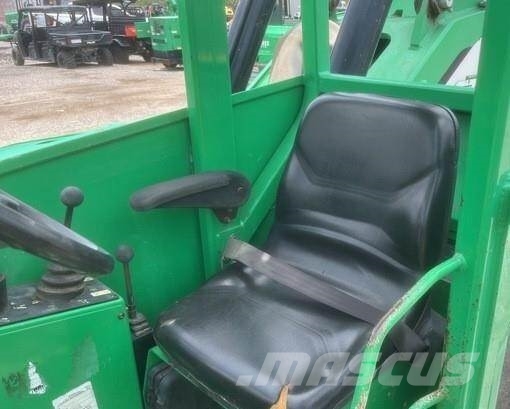 SkyTrak 6042 Telescopic handlers