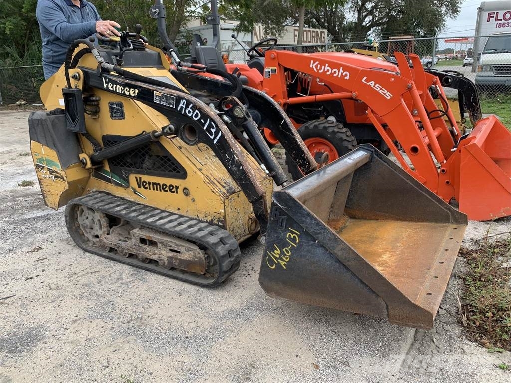Vermeer S650TX لوادر انزلاقية التوجيه