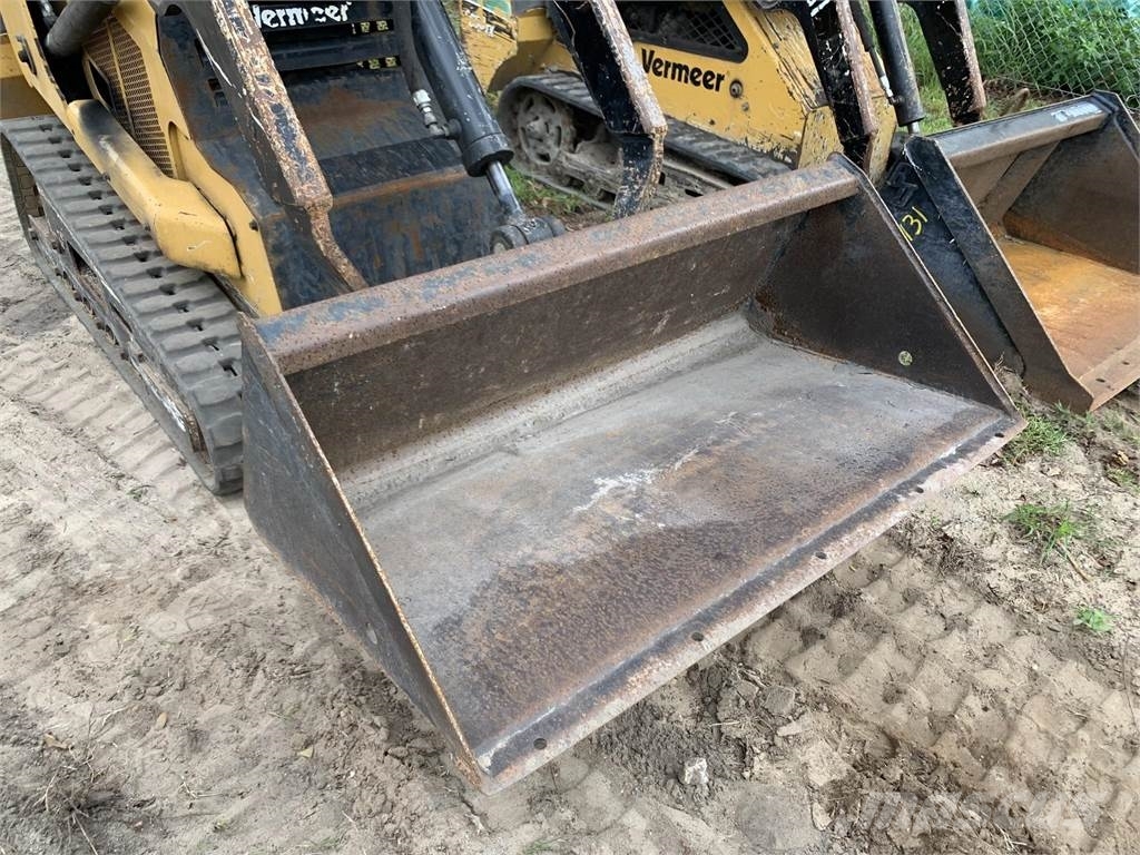 Vermeer S725TX Skid steer loderler