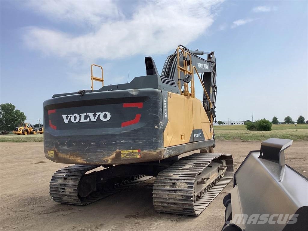 Volvo EC250EL 대형 굴삭기 29톤 이상