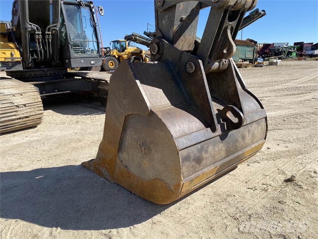 Volvo EC480EL Bageri guseničari