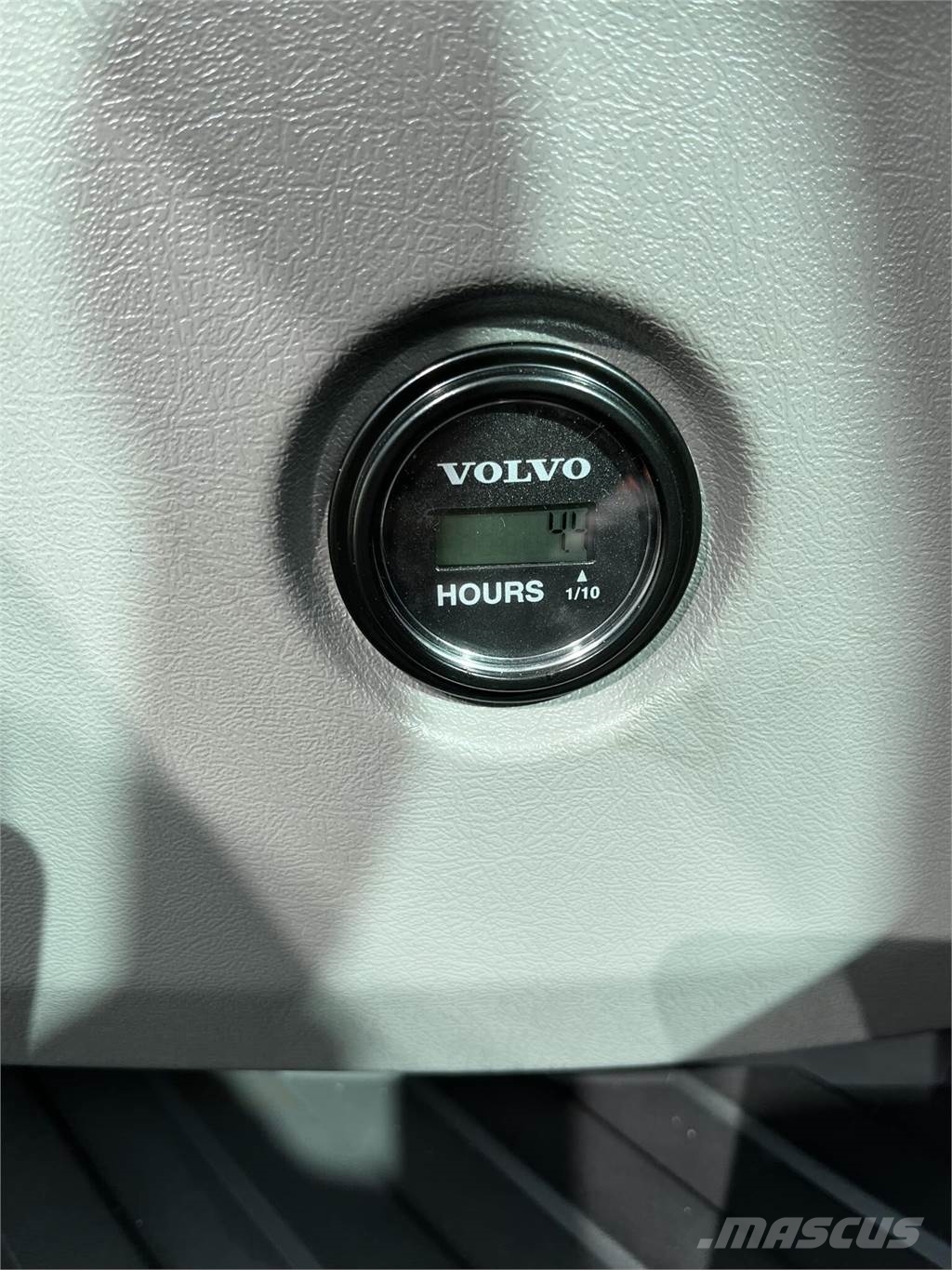 Volvo ECR88D 대형 굴삭기 29톤 이상