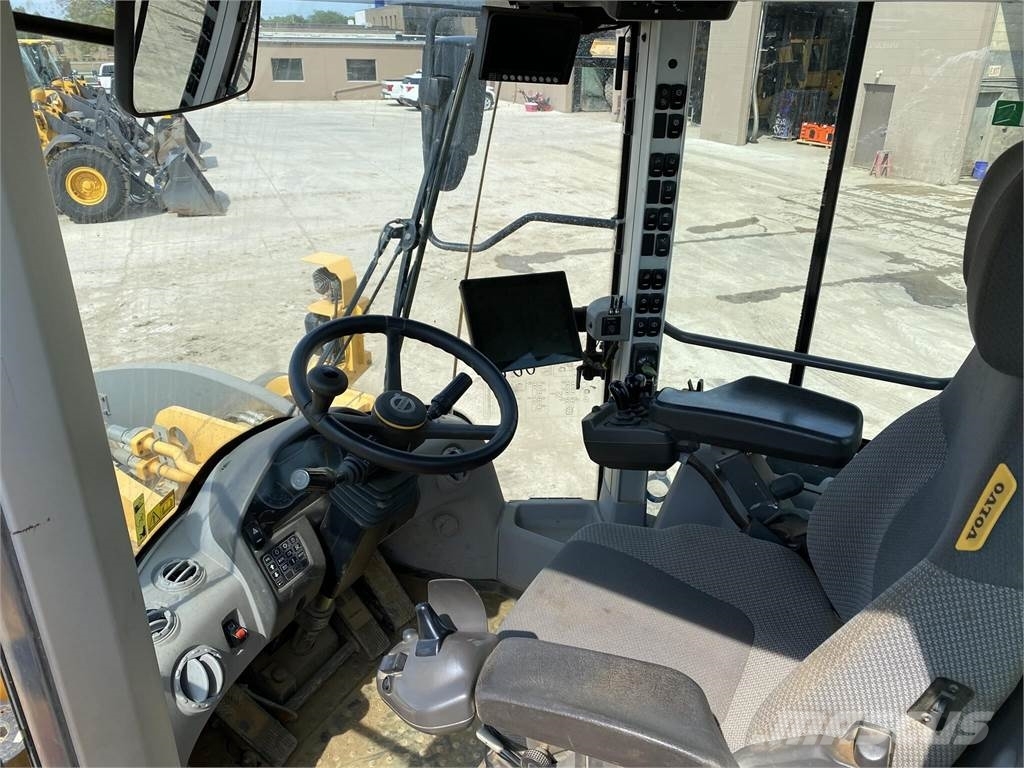 Volvo L260H 轮式装载机