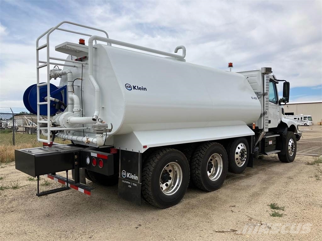 Volvo VHD84F300 Camiones cisternas