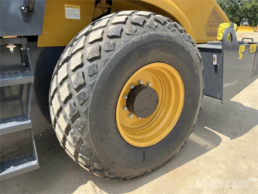 XCMG CV123PDU Twin drum rollers