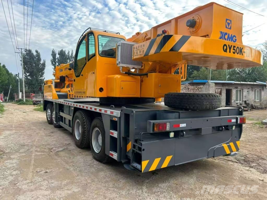 XCMG QY 50 K Neapdoroto reljefo kranai