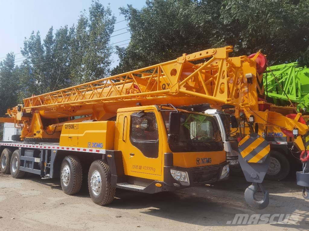 XCMG QY 50 K Neapdoroto reljefo kranai