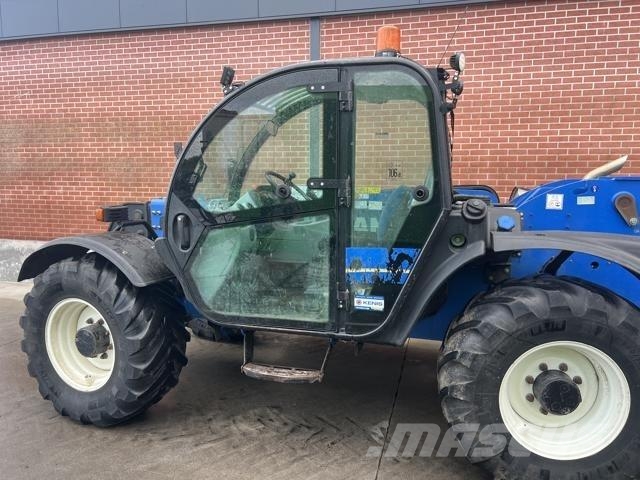 New Holland LM7.35 Telehandlers for agriculture