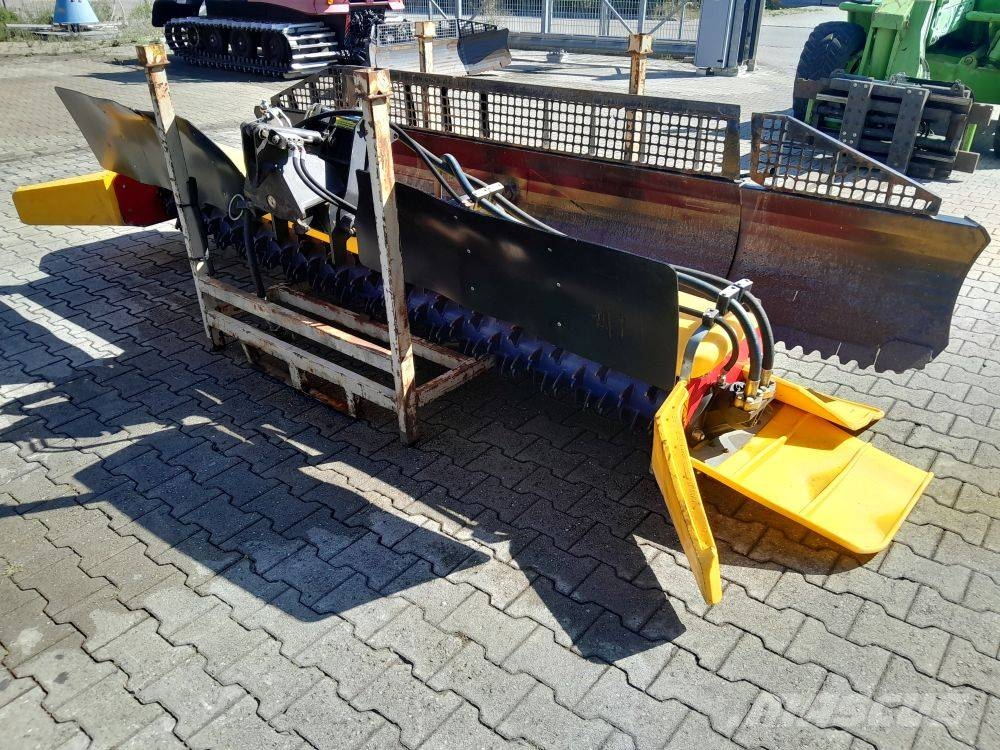 Kässbohrer Pistenbully PB 100, Snowgroomer كاسحات جليد