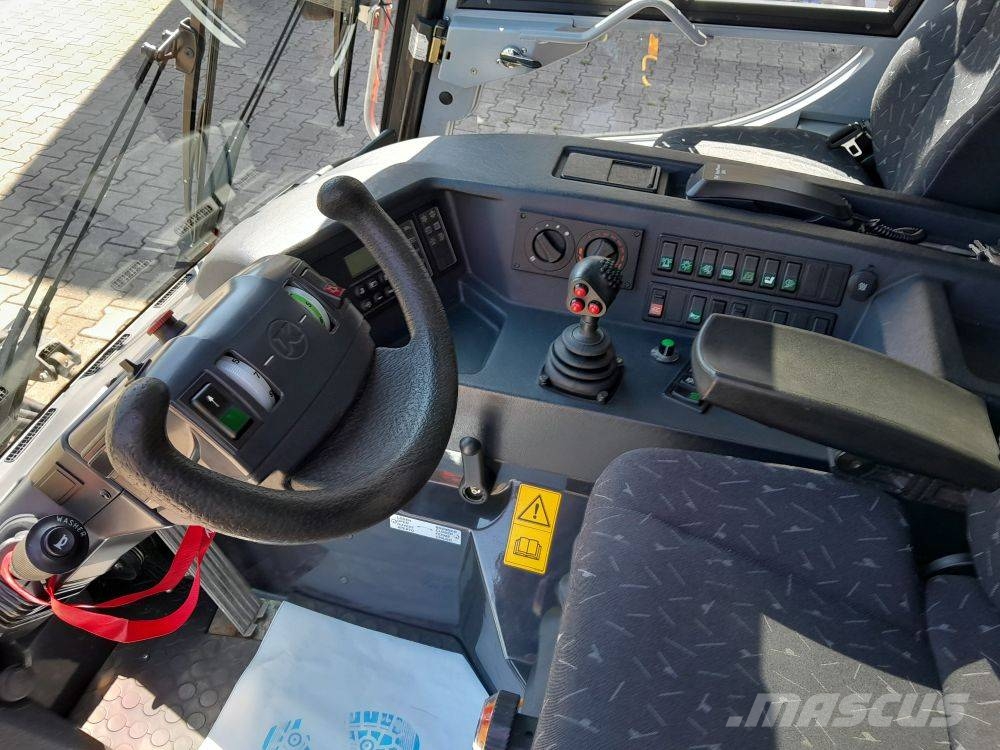Kässbohrer Pistenbully PB 100, Snowgroomer كاسحات جليد