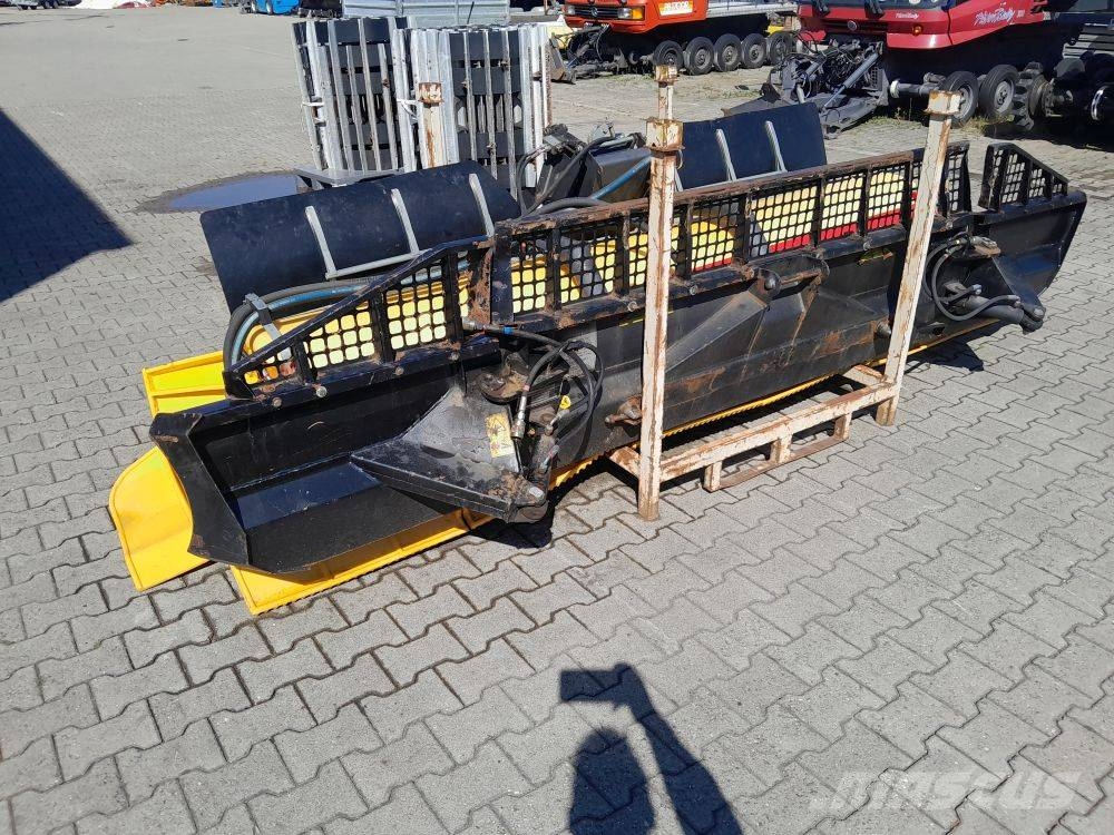 Kässbohrer Pistenbully PB 100, Snowgroomer كاسحات جليد