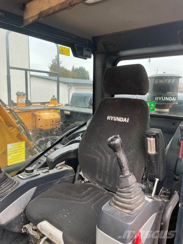 Hyundai HW 210 A Excavadoras de ruedas
