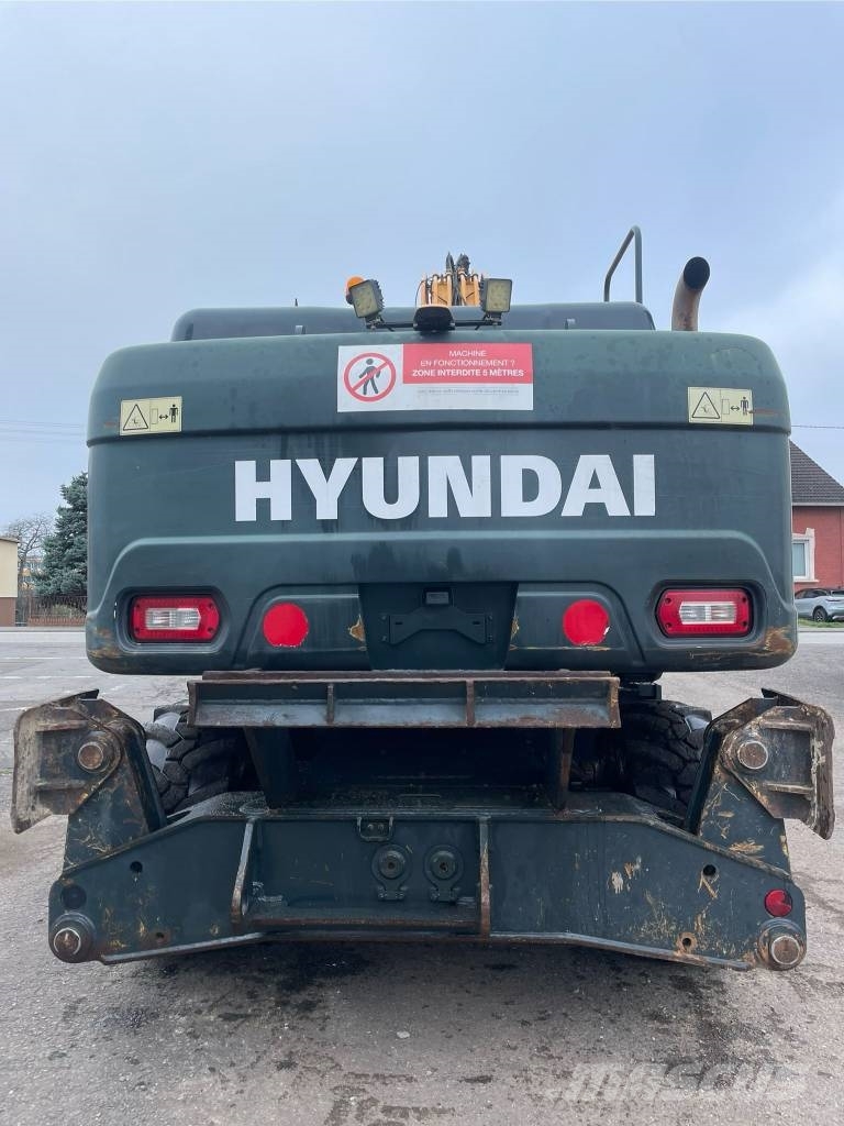 Hyundai HW 210 A Excavadoras de ruedas